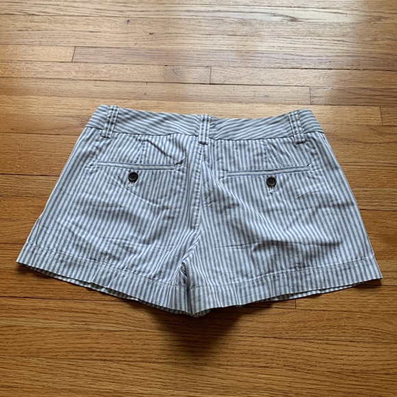 Uniqlo Stripped Shirts - Like New - Picture 3 of 5